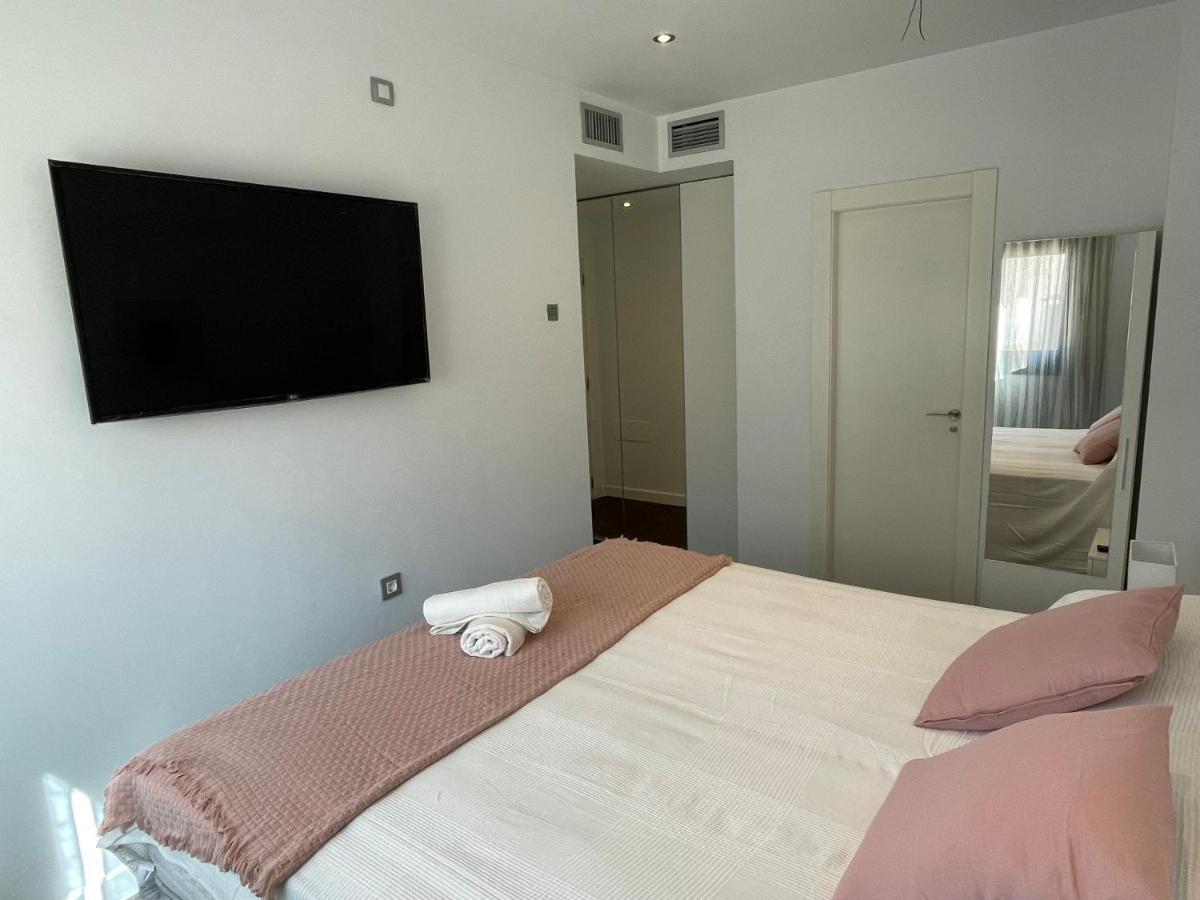Moderno Apartamento Con Plaza De Garaje En Pleno Centro De Almería Exteriér fotografie